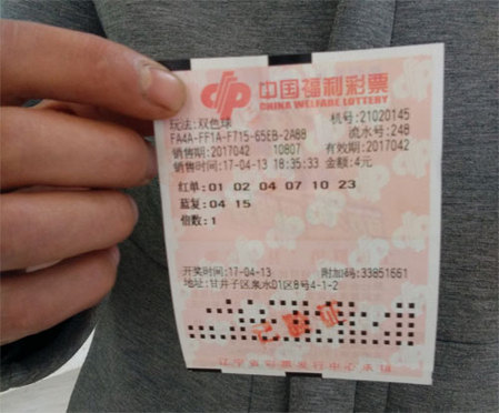 免费午夜在线视频