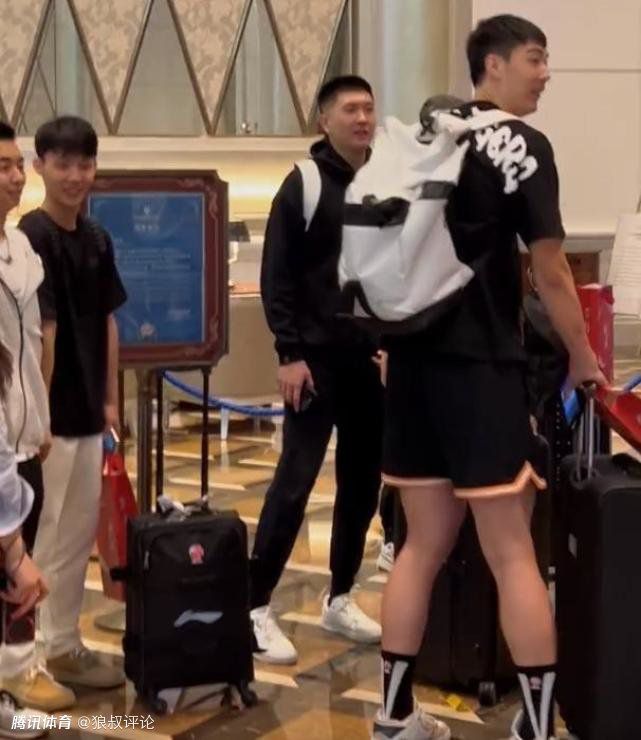 成人国产精品视频