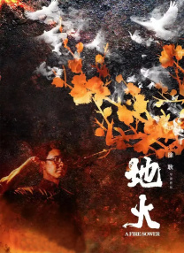 老师裸露胸被学生强挤奶动态